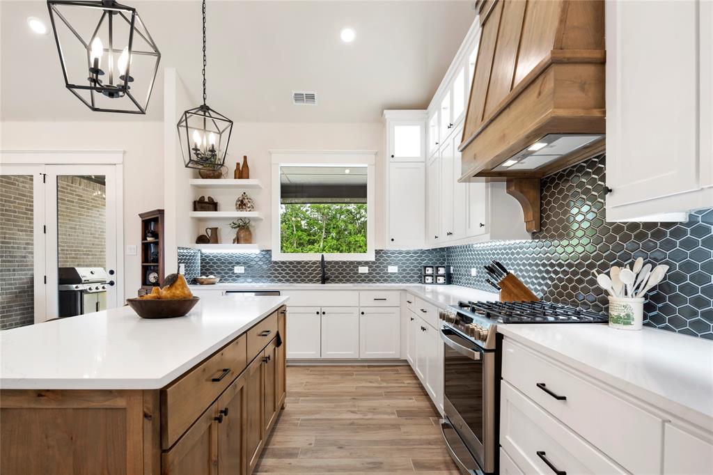 Lincoln Pointe - Residential