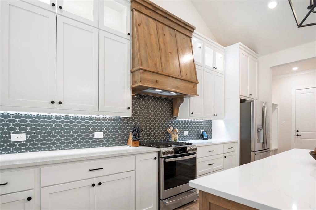 Lincoln Pointe - Residential