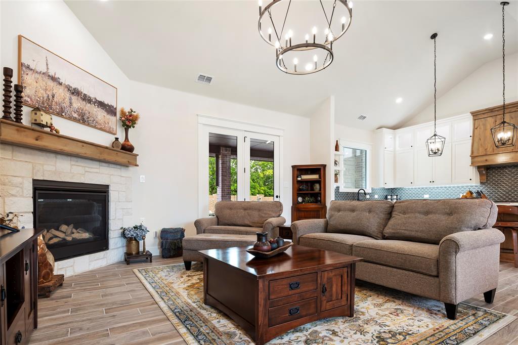 Lincoln Pointe - Residential