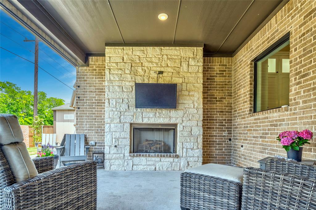 Lincoln Pointe - Residential