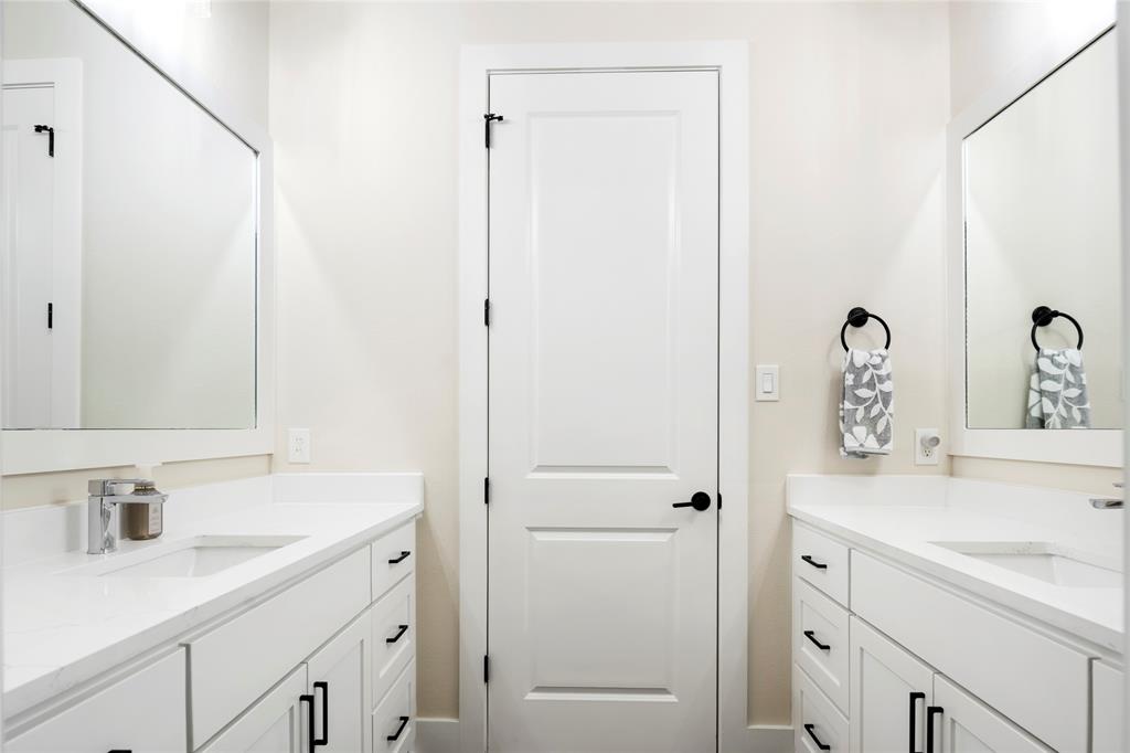 Lincoln Pointe - Residential