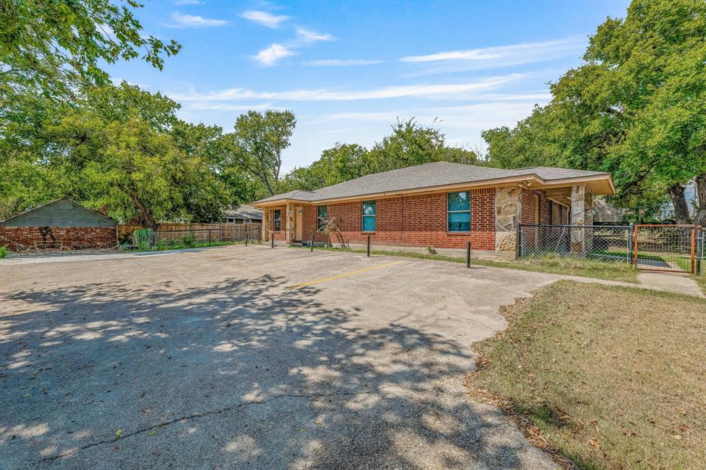 Welcome to this hidden gem centrally located in the heart of Stephenville, Texas! With its prime location, private parking, and spacious layout, this 1,200 square foot duplex offers an exceptional opportunity for both homeowners and investors alike. The property is split up into two separate 2 bed, 2 full bath spaces. It boasts generously sized bedrooms, providing ample space for comfortable living with well-appointed bathrooms. One of the standout features of this property is the private parking, allowing residents to securely park their vehicles right at home. No need to worry about street parking or searching for a spot—convenience is right at your doorstep. This duplex presents a fantastic investment opportunity, whether you're looking to expand your real estate portfolio or generate rental income. With its desirable location and privacy, it offers the potential for strong rental demand and a steady return on investment. This property is located just a couple blocks from the Stephenville square, and the city park is literally right behind the property! This proximity to the park will surely attract tenants to this location! This one is sure to move quickly, so don't delay, come and take a look!