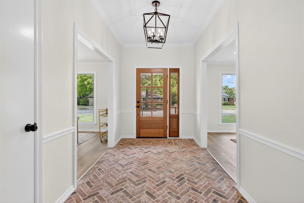 Ridglea Country Club Estate - Residential