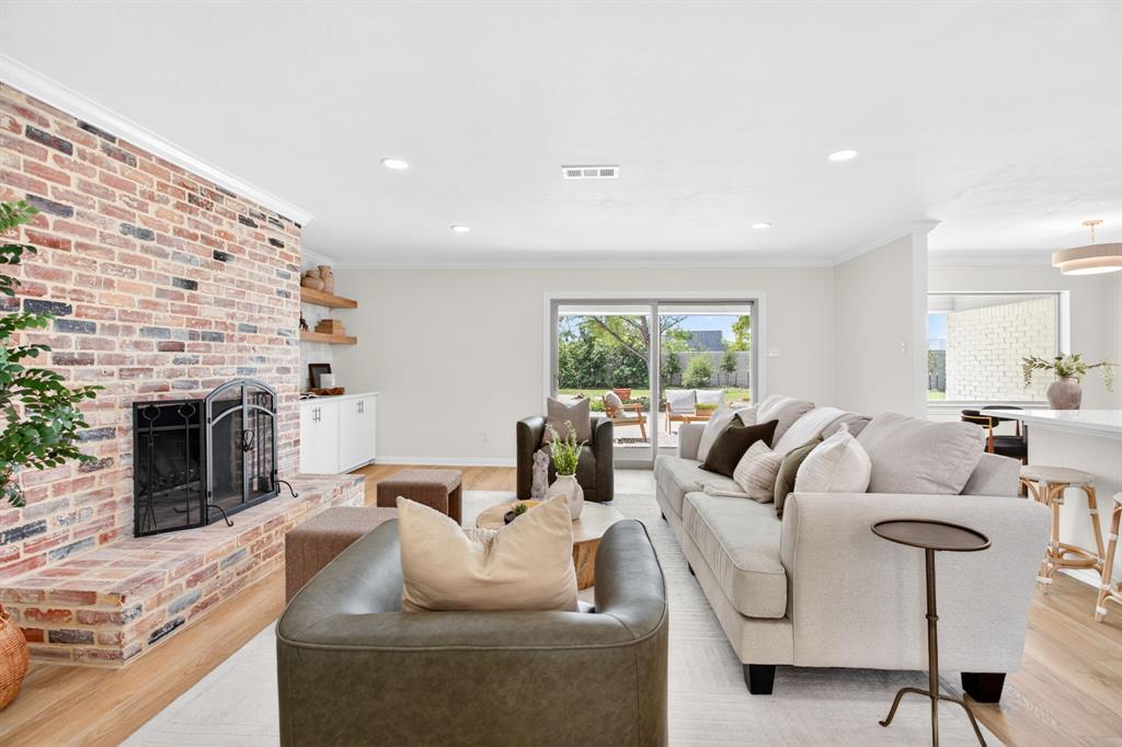Ridglea Country Club Estate - Residential