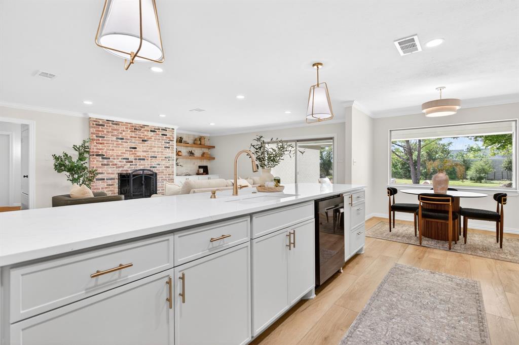Ridglea Country Club Estate - Residential