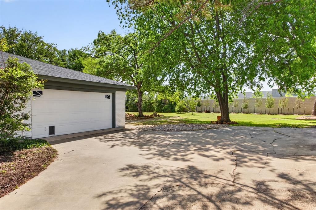 Ridglea Country Club Estate - Residential