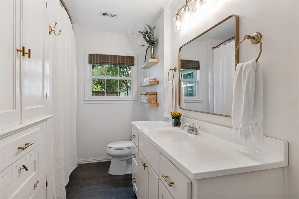 Wilshire Place - Residential