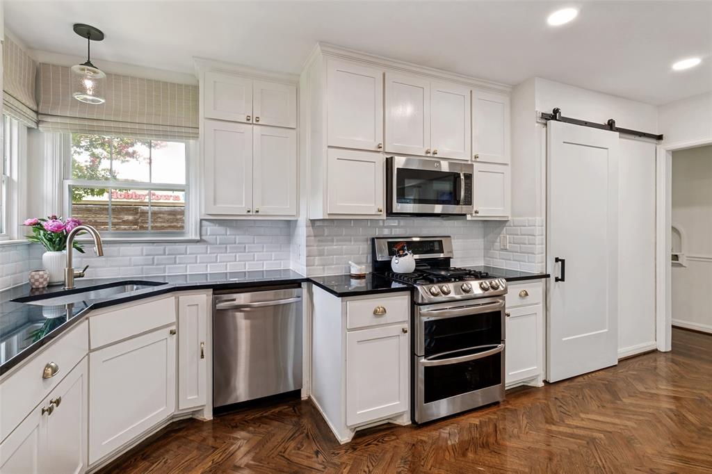 Wilshire Place - Residential