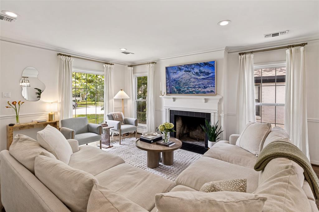 Wilshire Place - Residential