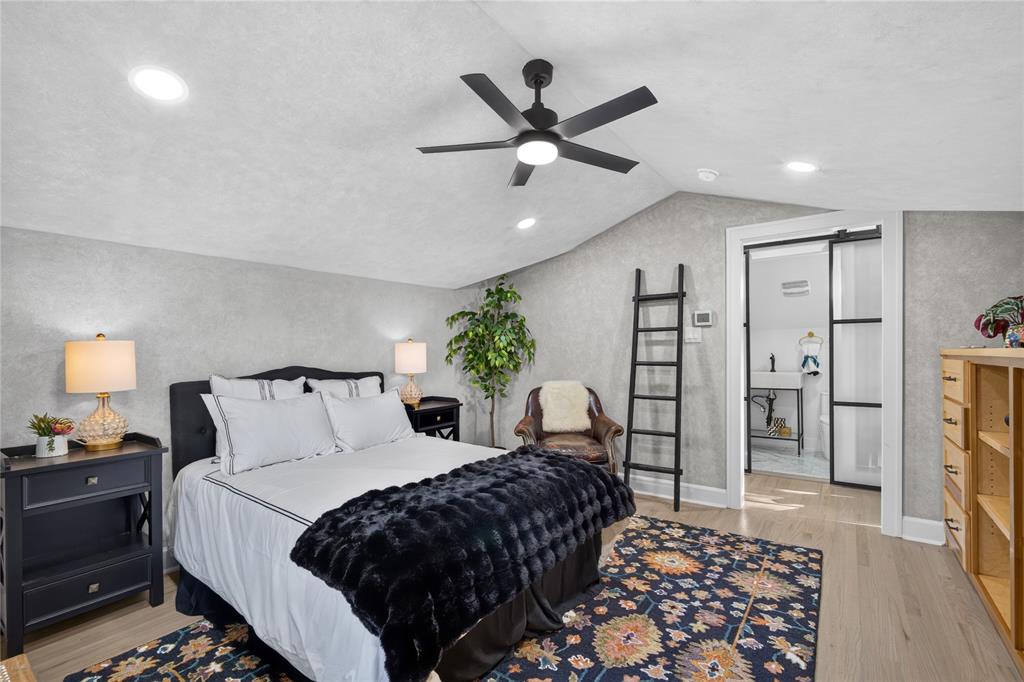 Hollywood - Residential