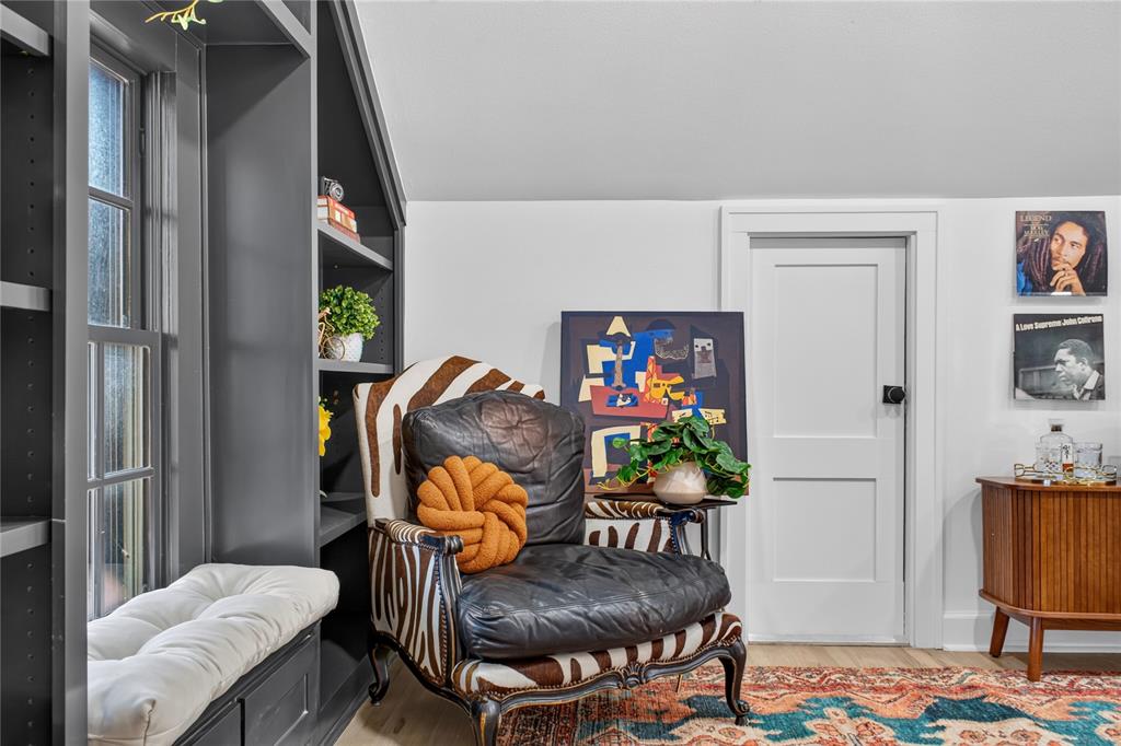 Hollywood - Residential