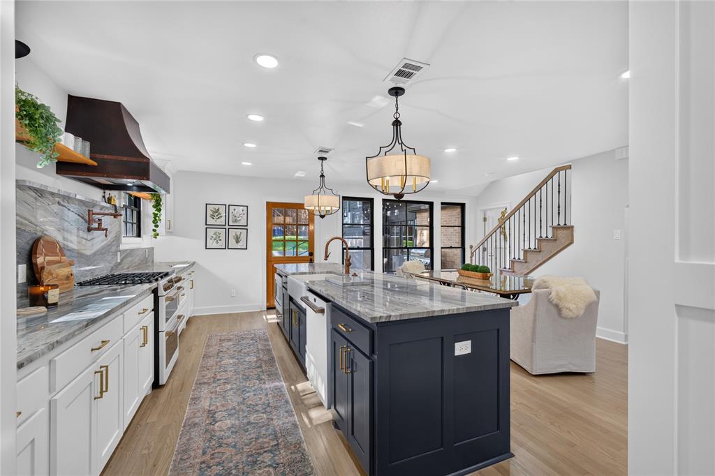 Hollywood - Residential