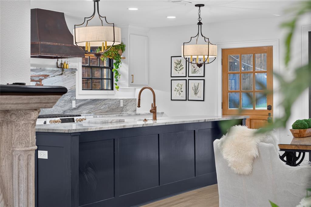 Hollywood - Residential