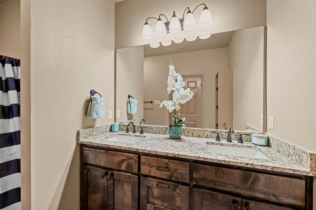 TOP O LAKE ESTATES - Residential