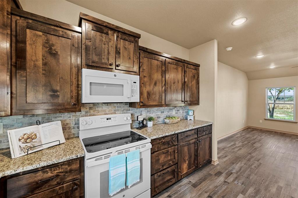 TOP O LAKE ESTATES - Residential