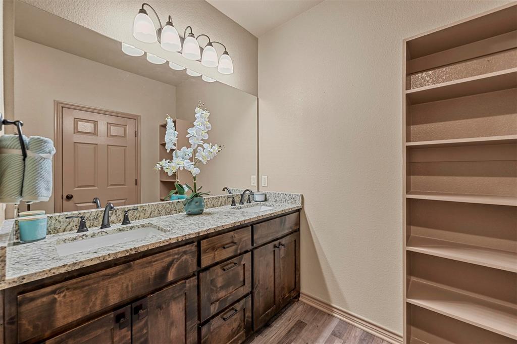 TOP O LAKE ESTATES - Residential