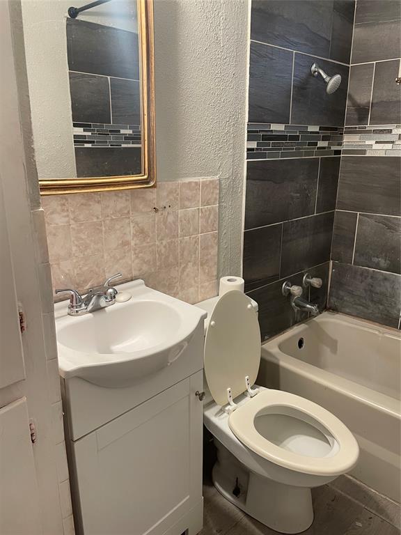 Casa View Heights 18 - Residential