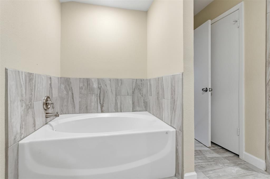 Oaks The Arlington - Residential