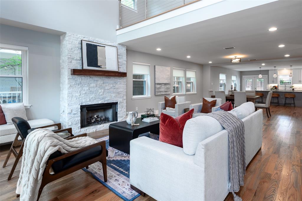 Oak Lawn Heights - Residential