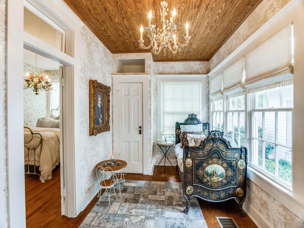 Original Cleburn - Residential