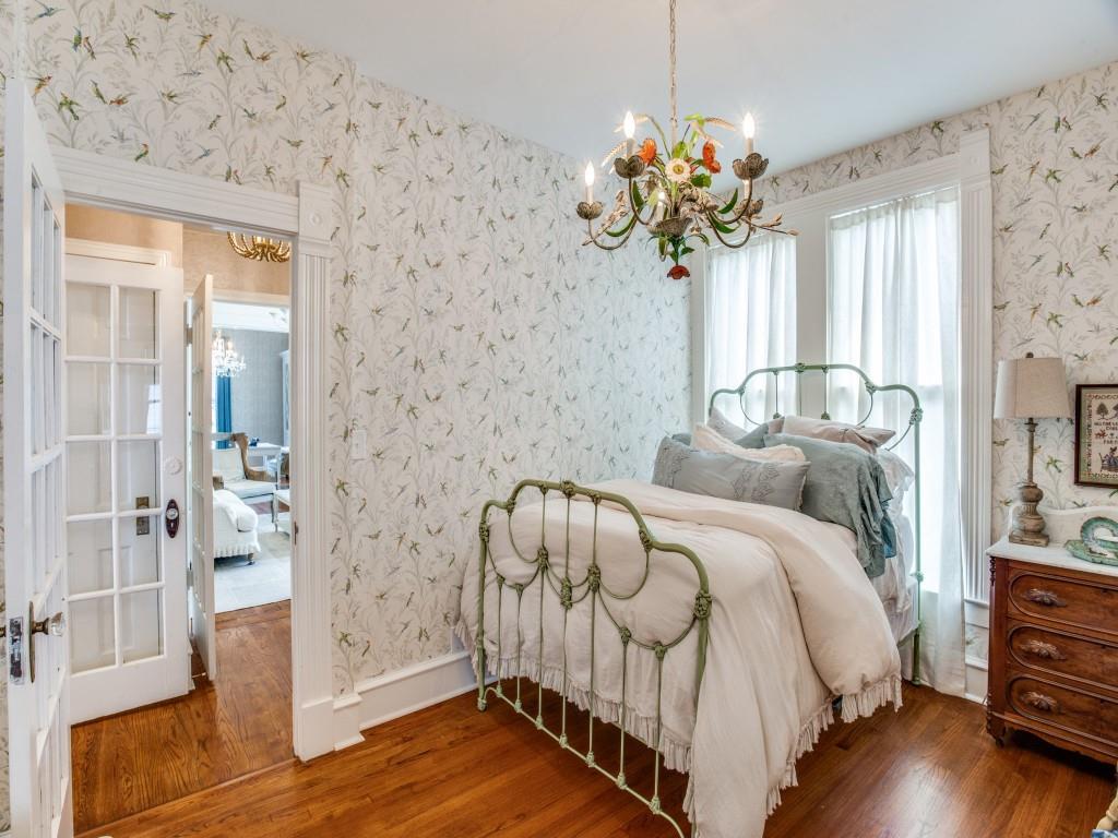 Original Cleburn - Residential