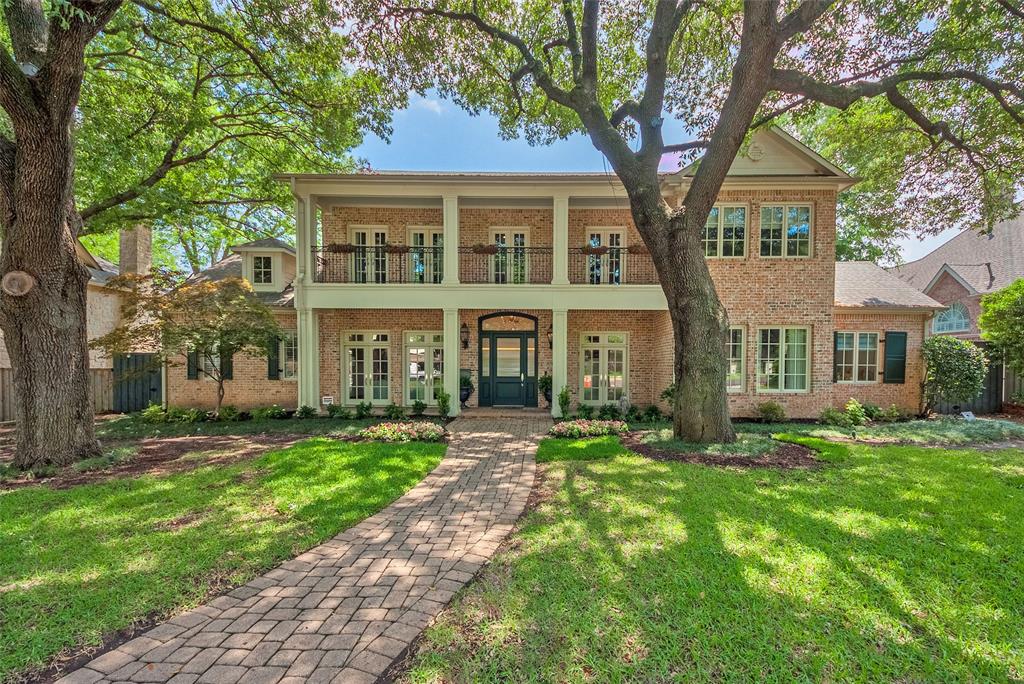 Gorgeous traditional Preston Hollow home w giant oak trees is both classic and contemporary in expression! Recently renovated 4 bed, 6 bath home boasts a grand entry that leads to an open layout with natural lighting and beautiful views of the lush backyard and pool. Large Kitchen w breakfast nook has marble counters, island w vegetable sink and appliances by Sub-Zero & Wolf. Family room w fireplace has a wall of French doors to patio & a wine room w wet bar. Luxurious 1st floor main suite has new white marble bathroom w free standing tub, dual vanities & separate closets. Elegant formal dining room has butler's pantry. Lovely study-library at entry! 2nd bedroom down. Upstairs has bonus & media rooms & 2 add bedrooms w ensuite baths. Large utility room has extra storage and office area. Tall ceilings, hardwoods, trim and moldings contribute to a sophisticated yet casual and comfortable home. Must see to appreciate the quality! Large lot. 3-car garage. 2 new AC units. Mosquito mister…