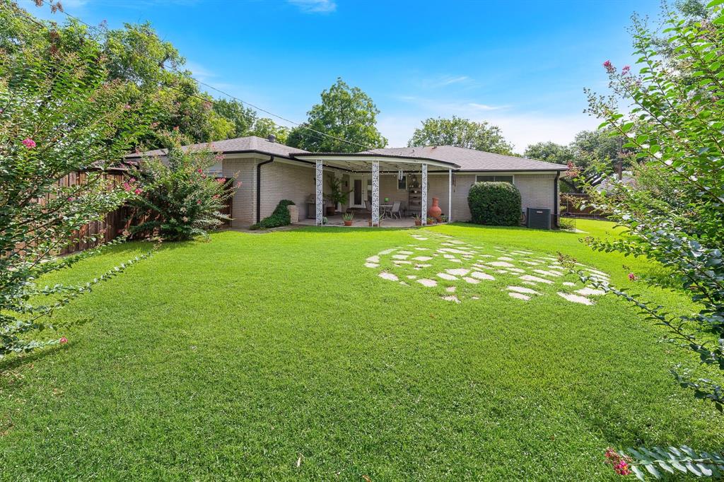 Crestview East 01 - Residential