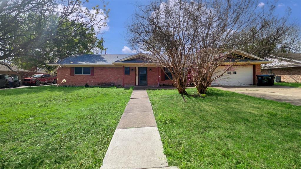Great opportunity to own a generously sized home in a quiet, established neighborhood in Greenville! This 4-bedroom, 3 full bath property offers a functional layout with a large family and dining area, along with an open-concept kitchen—perfect for everyday living and entertaining. Recent updates provide added value and peace of mind, including a new HVAC system, new water heater, updated electrical wiring and panel, and dishwasher and refrigerator replaced in 2023. Step outside to enjoy the oversized backyard, offering plenty of space for outdoor activities, pets, or future improvements. Directions: From I-30, take Wesley St north, turn right onto Terrell Rd, and continue east—the property will be on the right. Property is being sold as-is, presenting a great opportunity for buyers looking to add their personal touch or for investors seeking a solid property with key updates already completed. Don’t miss this chance to own a spacious home with major improvements already in place!