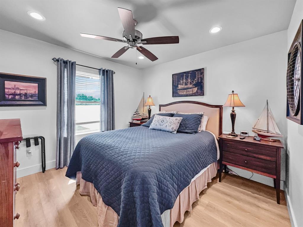 Sportsmans World - Residential