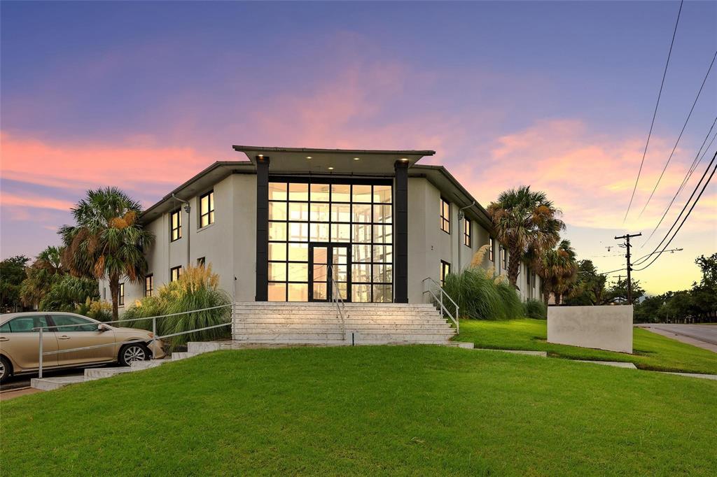 Forum Of Dallas Condo - Residential