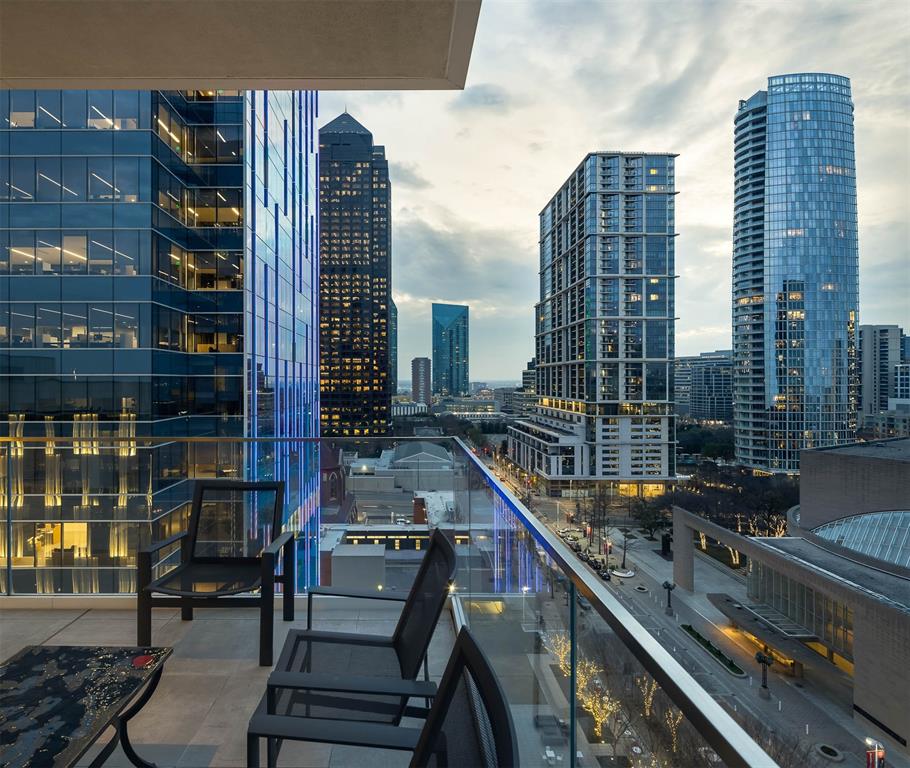 HALL Arts Residences - Residential