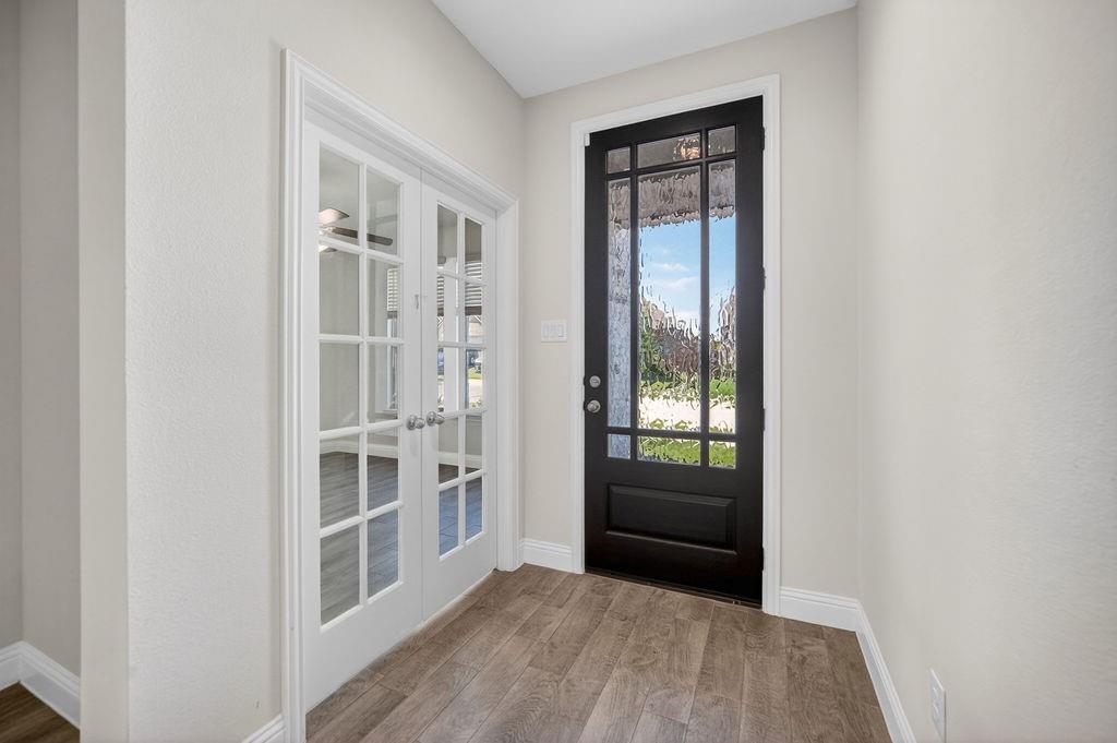 Live Oak Crk - Residential