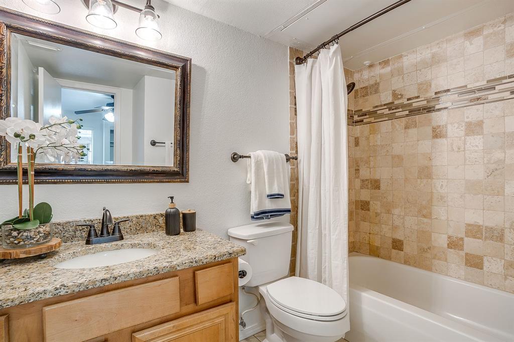 Cedar Creek Twnhms - Residential