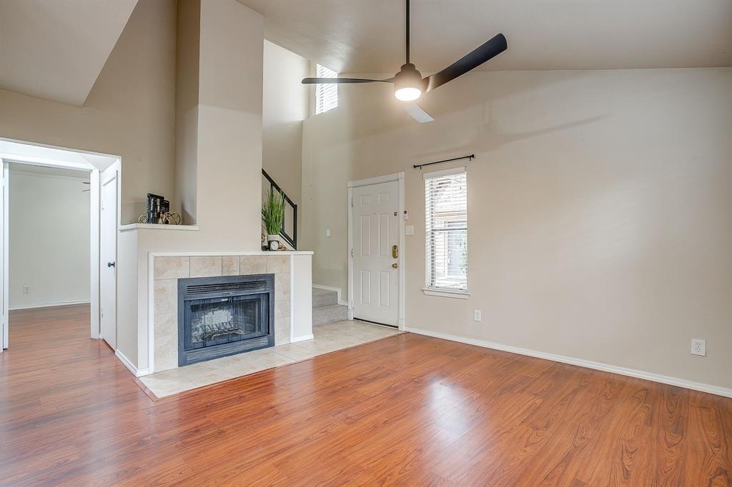 Cedar Creek Twnhms - Residential