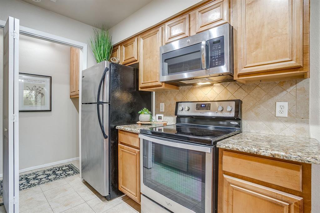 Cedar Creek Twnhms - Residential