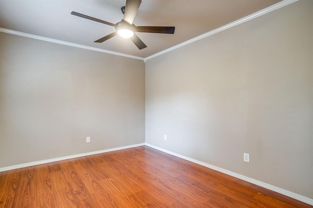 Cedar Creek Twnhms - Residential