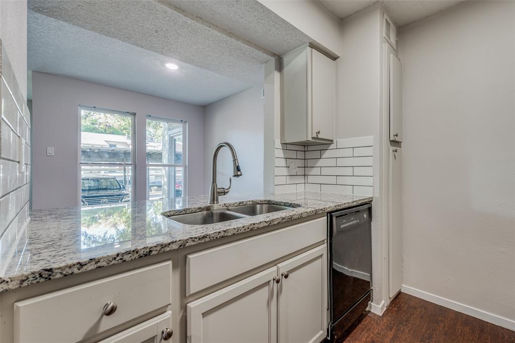 Tealwood-On-The-Creek Condo - Residential