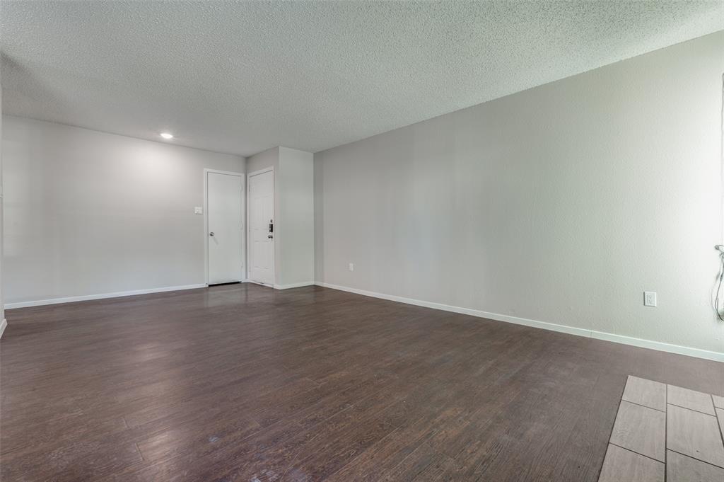 Tealwood-On-The-Creek Condo - Residential