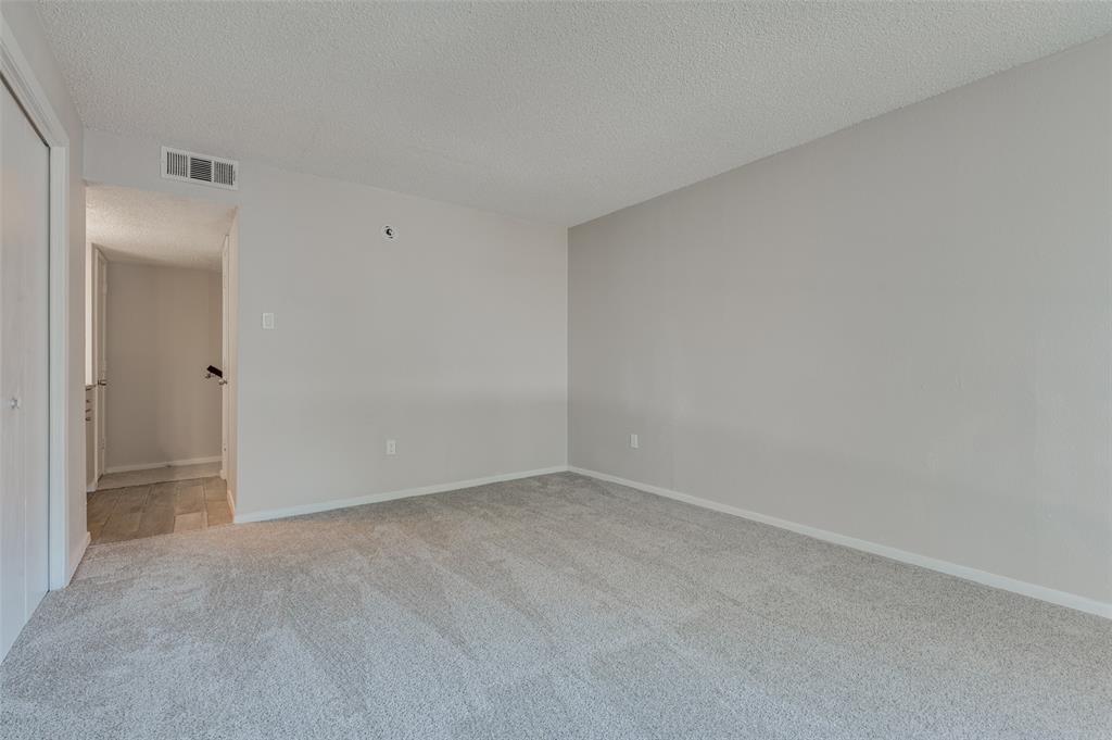 Tealwood-On-The-Creek Condo - Residential