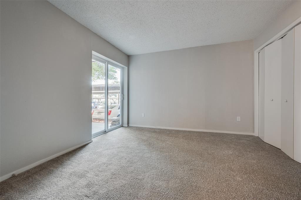 Tealwood-On-The-Creek Condo - Residential
