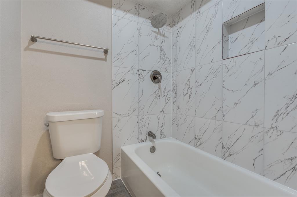 Tealwood-On-The-Creek Condo - Residential