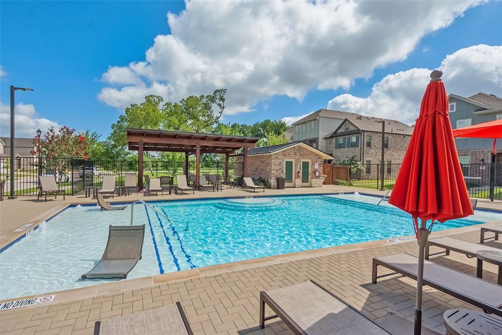 Tenison Vlg at Buckner Ter - Residential