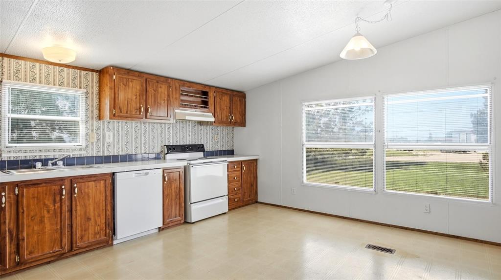 126 Dewitt Tract 28-C A0165 - Residential