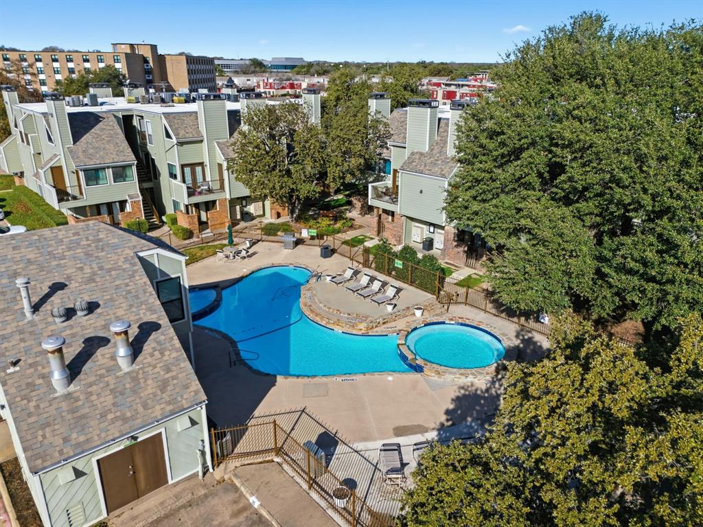 University Park Condo - Residential