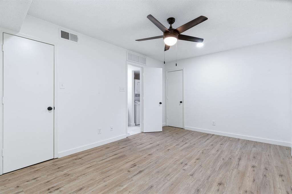 University Park Condo - Residential