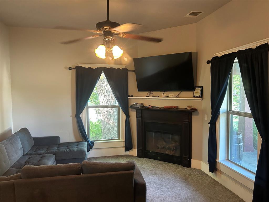 01060 - Residential