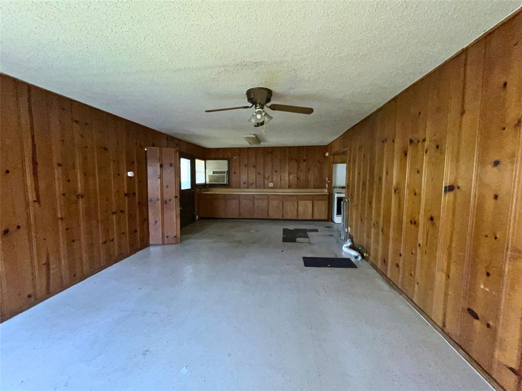 Walkers Add - Residential