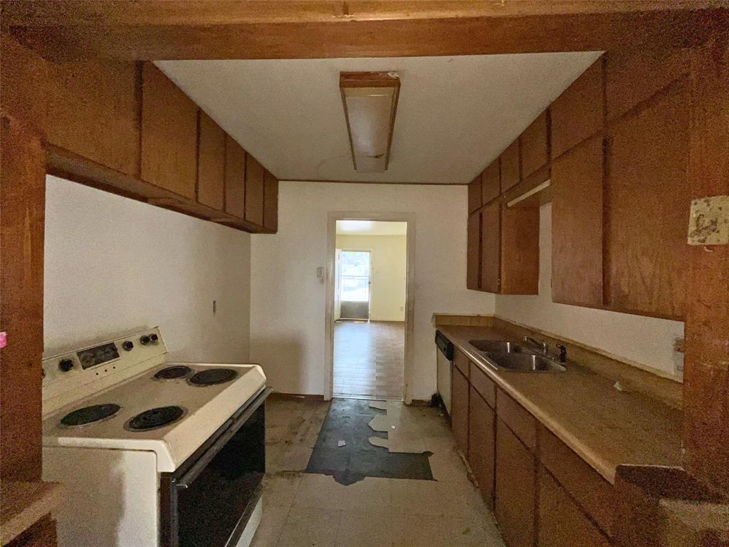 Walkers Add - Residential