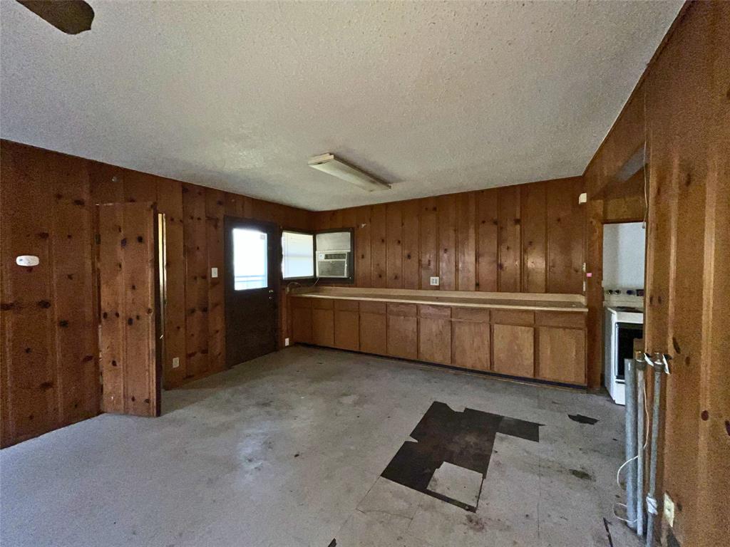 Walkers Add - Residential