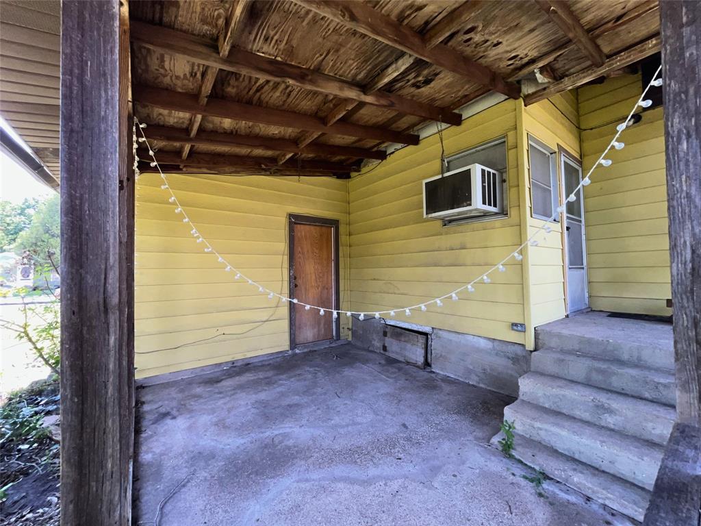 Walkers Add - Residential
